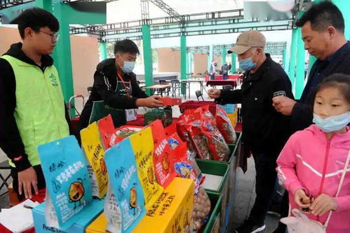 第八天 邢臺(tái)市地方產(chǎn)品展銷會(huì)亮點(diǎn)紛呈 政府搭臺(tái),本市土特產(chǎn) 唱大戲