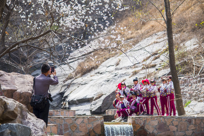 邢臺市第三屆全民健身登山節在紫金山舉辦