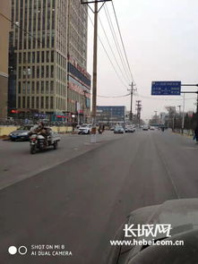 邢臺市勝利南路修路 通了交通堵了民心